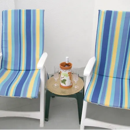 Lovely 2 Bedroom End Townhouse In Carvoeiro Lagoa (Algarve)