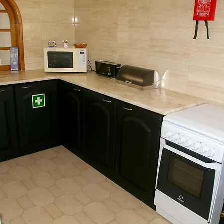 Σπίτι διακοπών Lovely 2 Bedroom End Townhouse In Carvoeiro Lagoa (Algarve)
