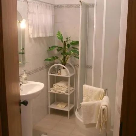Σπίτι διακοπών Lovely 2 Bedroom End Townhouse In Carvoeiro Lagoa (Algarve)