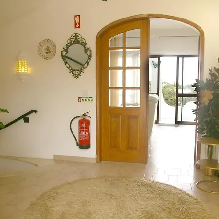 Lovely 2 Bedroom End Townhouse In Carvoeiro * Lagoa (Algarve)