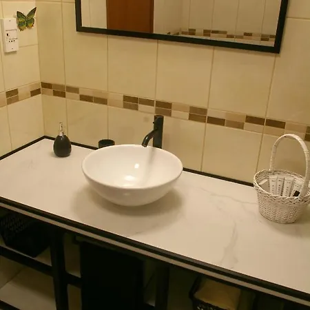 Lovely 2 Bedroom End Townhouse In Carvoeiro Σπίτι διακοπών Lagoa (Algarve)