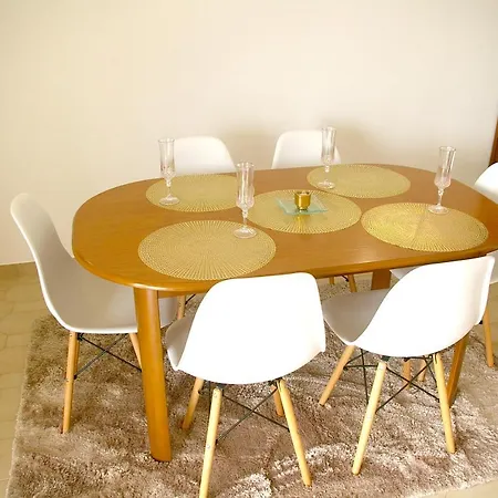 Lovely 2 Bedroom End Townhouse In Carvoeiro Σπίτι διακοπών Lagoa (Algarve)