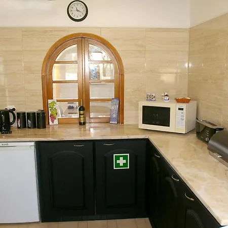 Casa de Férias Lovely 2 Bedroom End Townhouse In Carvoeiro Lagoa (Algarve)